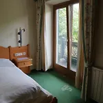 Hotel Voglauerhof 3*