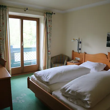 Voglauerhof Hotel 3*